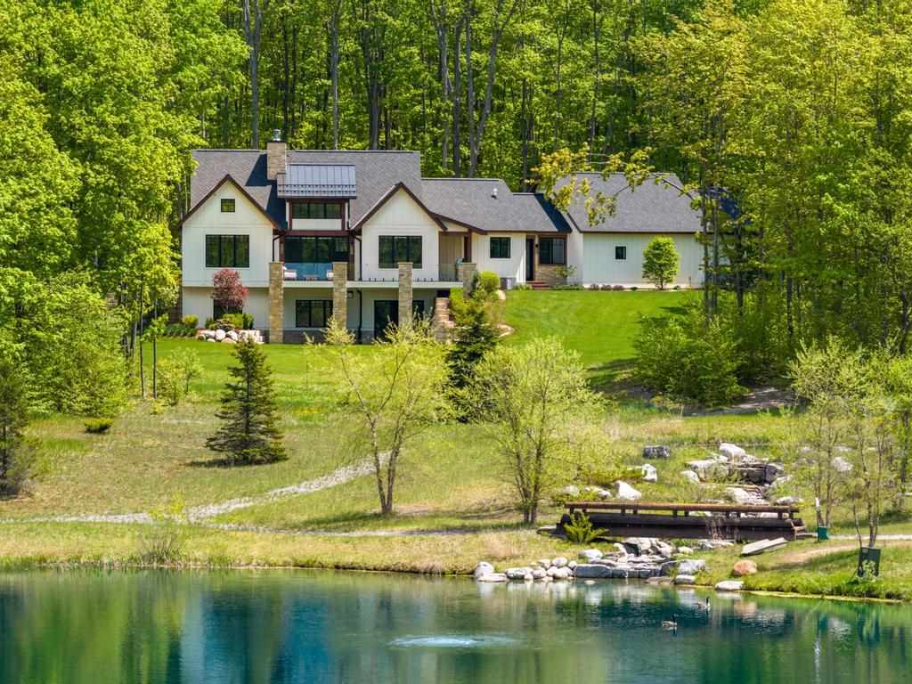 2360 Columbia Point Harbor Springs MI 49740