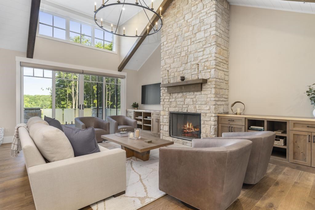2360 Columbia Point Harbor Springs MI 49740
