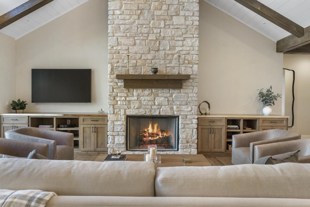 2360 Columbia Point Harbor Springs MI 49740