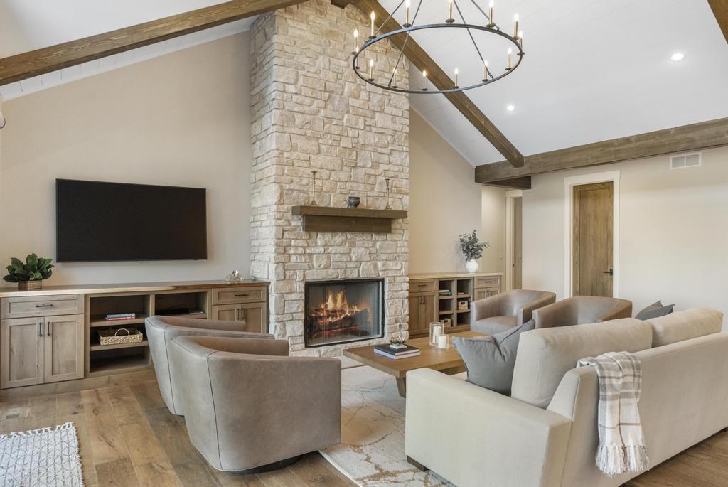 2360 Columbia Point Harbor Springs MI 49740