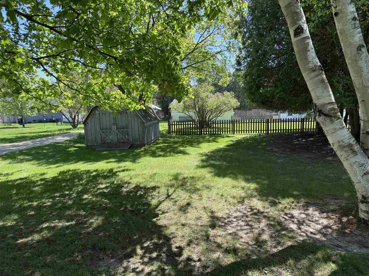 406 Burns Street Charlevoix MI 49720-0000
