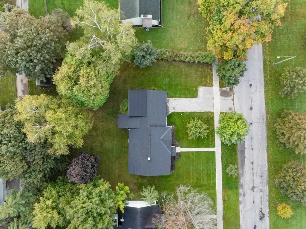 406 Burns Street Charlevoix MI 49720-0000