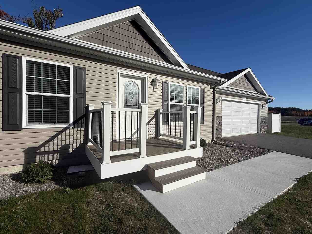 3895 Leslie Lane Petoskey MI 49770