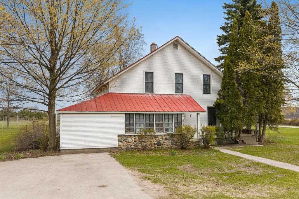 7015 Norwood Street Charlevoix MI 49720