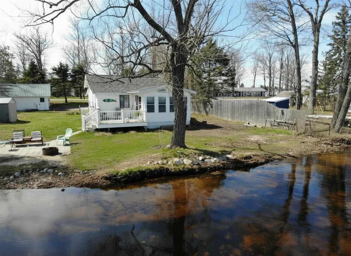 6398 Paradise Trail Carp Lake MI 49718