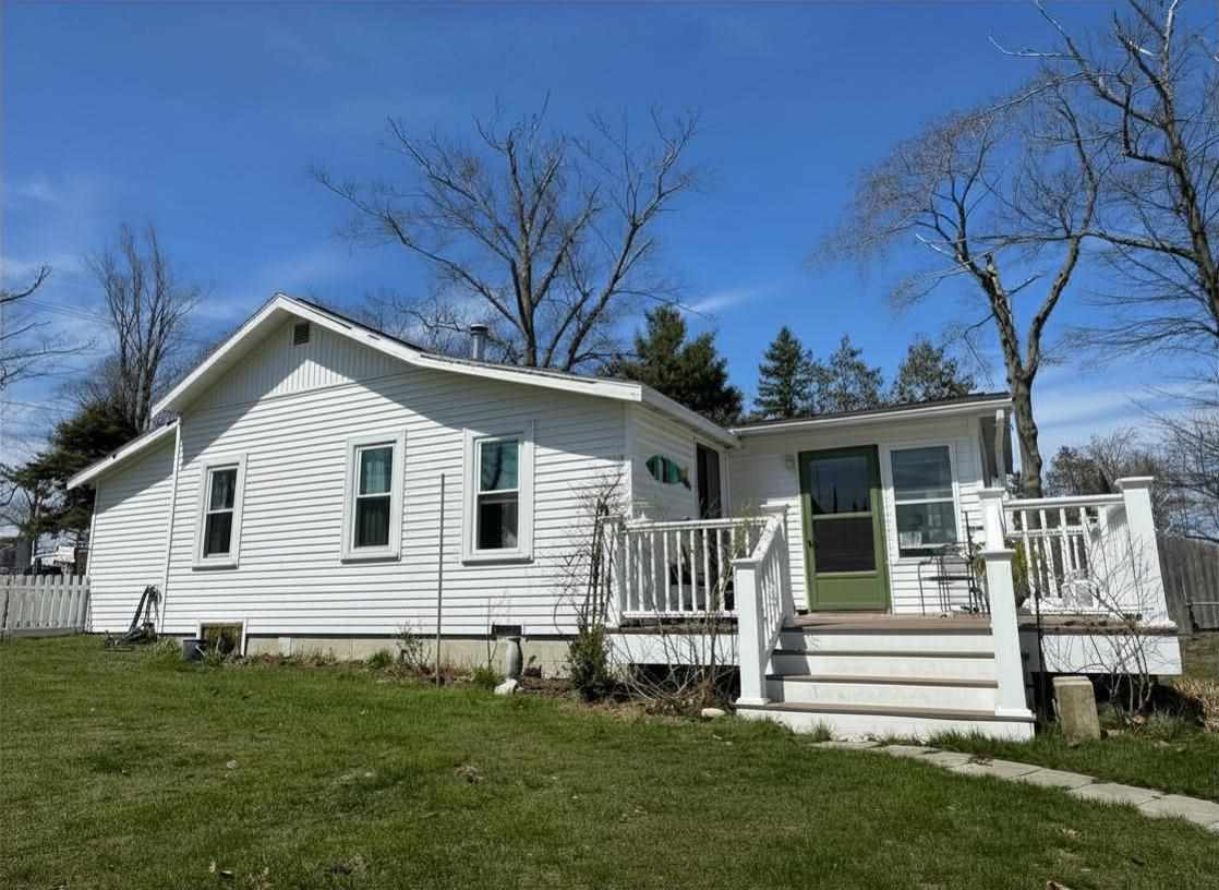 6398 Paradise Trail Carp Lake MI 49718