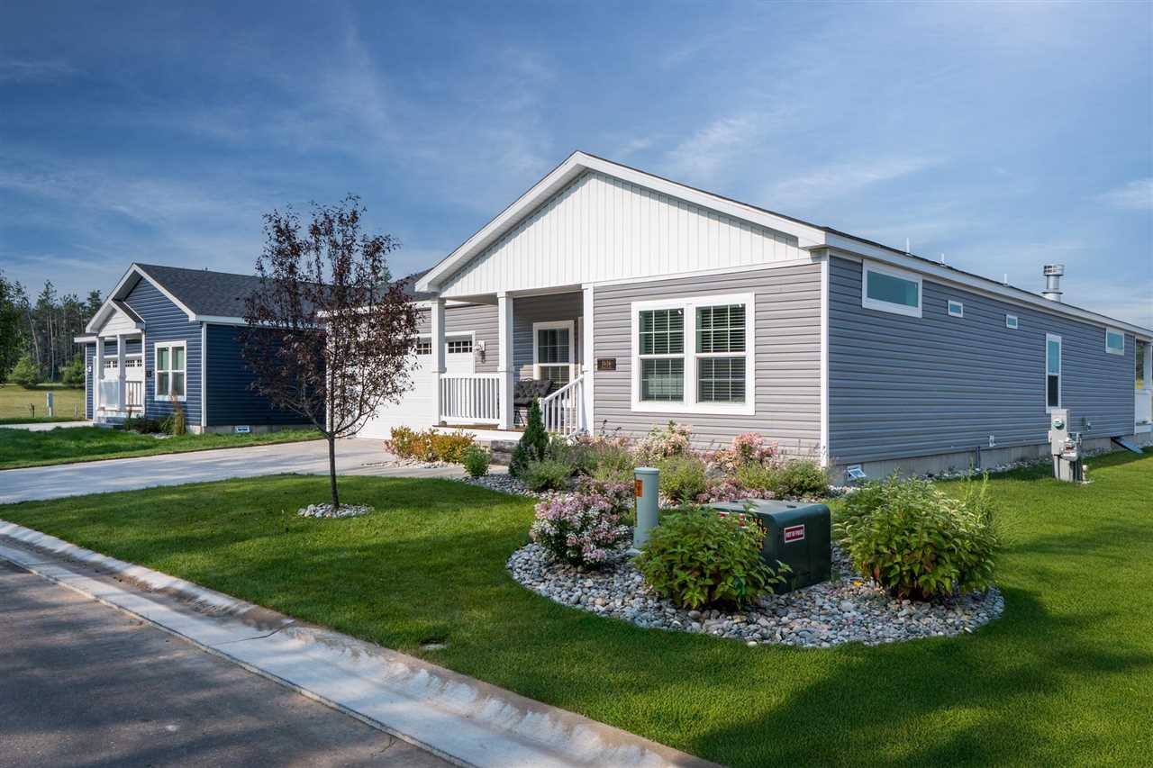 Petoskey MI, 1616 Pond Circle, Unit 65