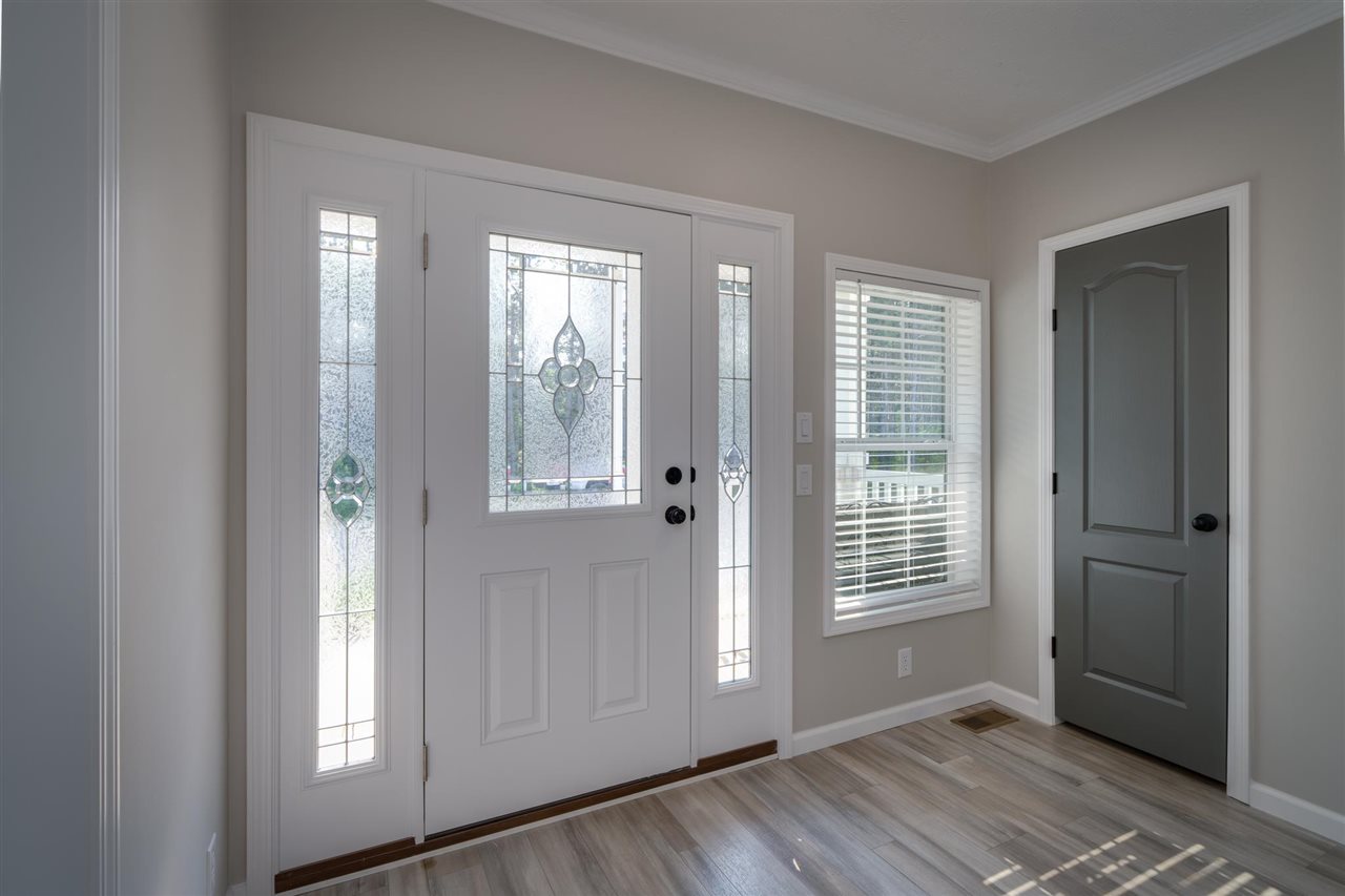 1616 Pond Circle Petoskey MI 49770