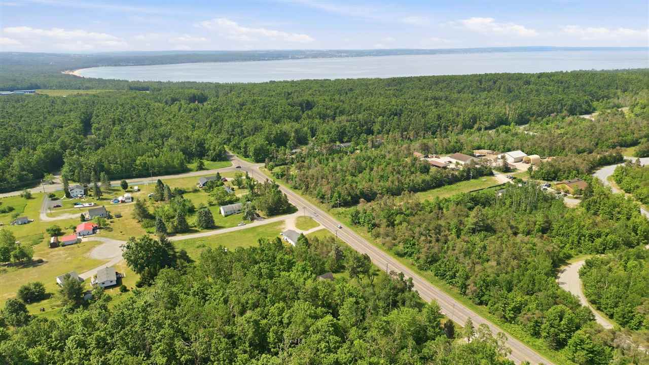 7841 S Pleasantview Road Harbor Springs MI 49740