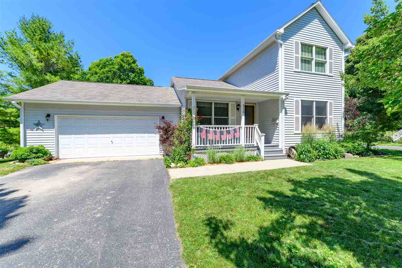 315 W Hurlbut Street Charlevoix MI 49720