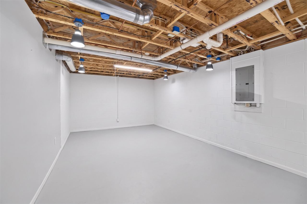315 W Hurlbut Street Charlevoix MI 49720