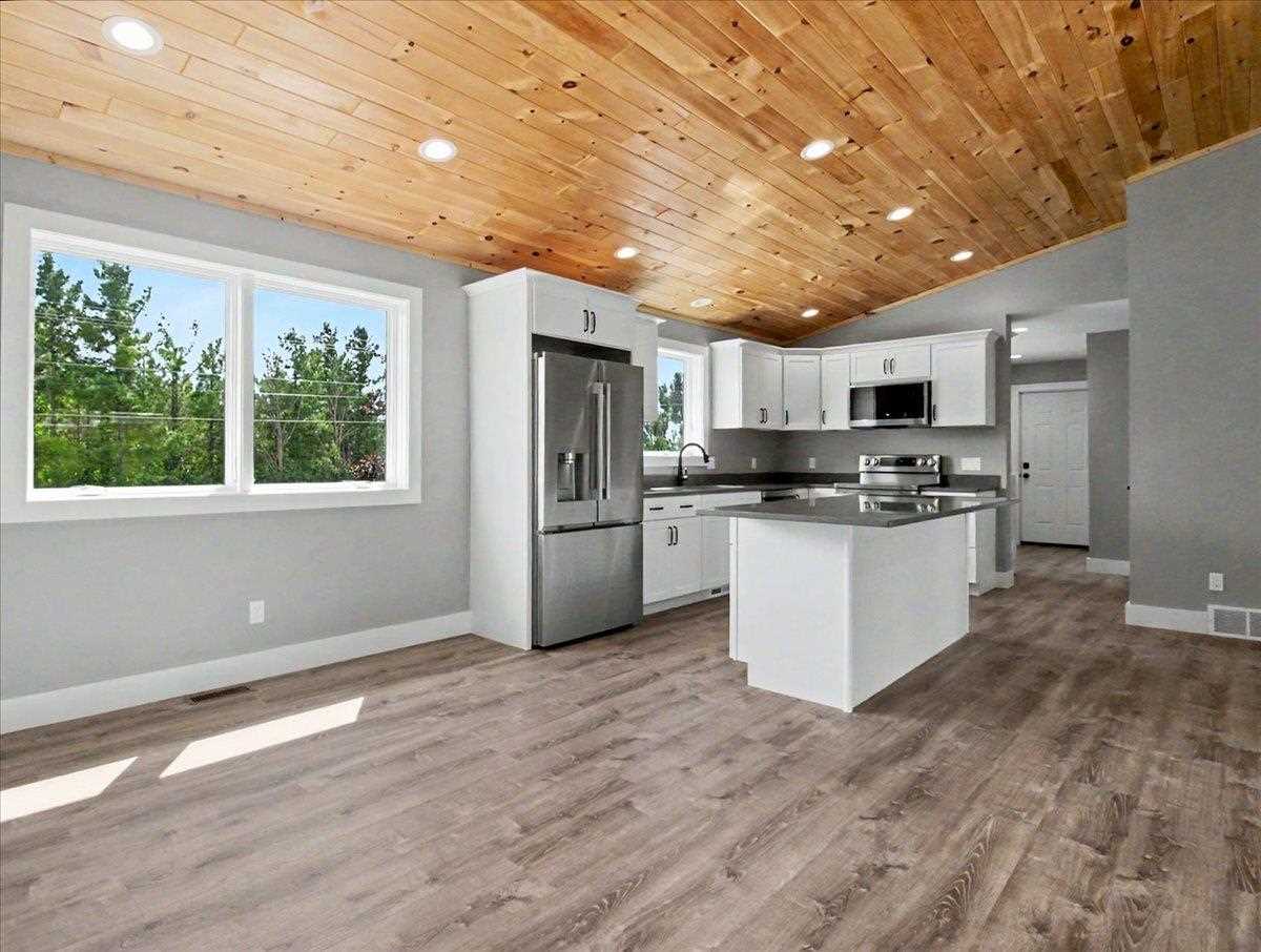 2428 Intertown Petoskey MI 49770