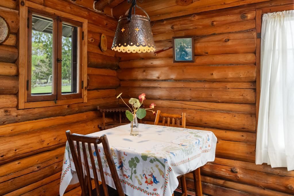 7985 S Lake Shore Drive Harbor Springs MI 49740