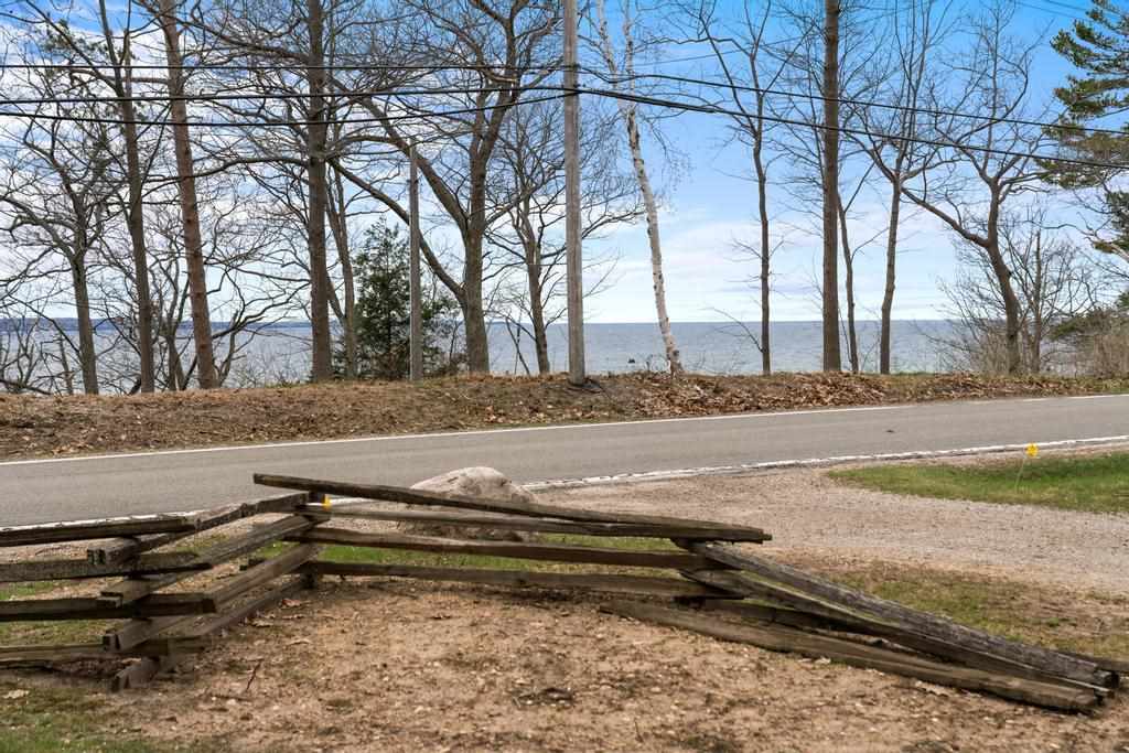 7985 S Lake Shore Drive Harbor Springs MI 49740