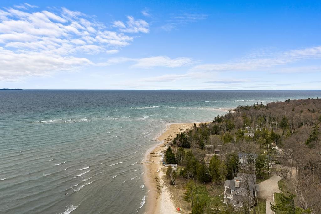 7985 S Lake Shore Drive Harbor Springs MI 49740