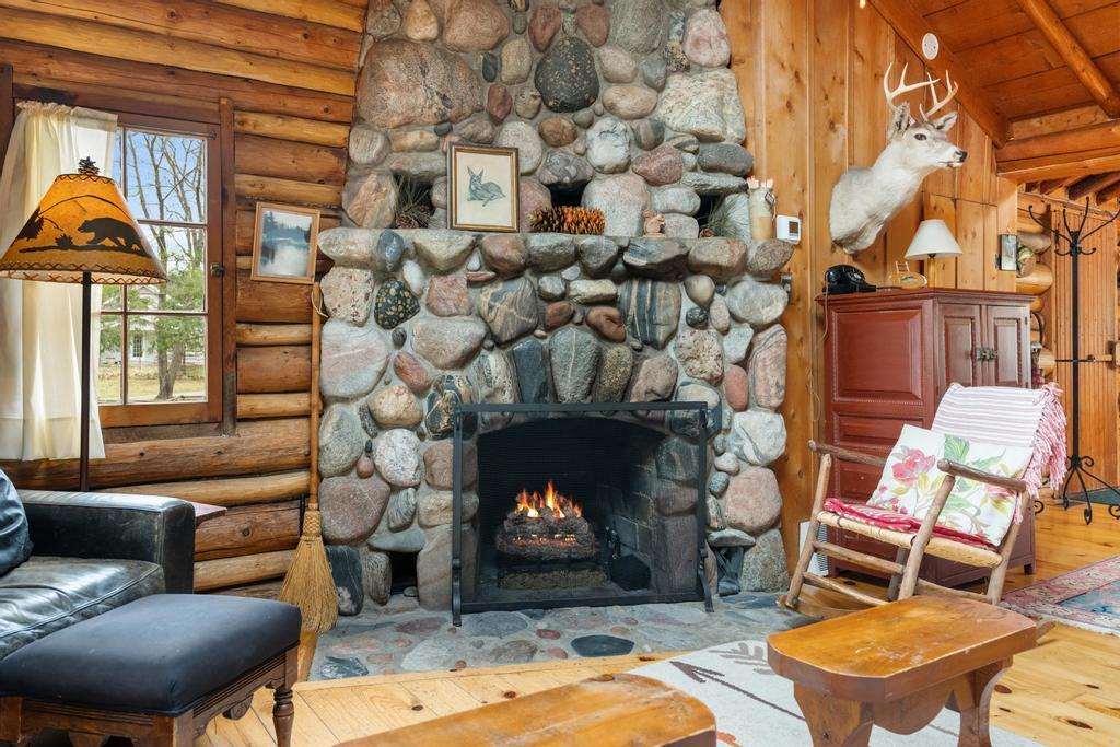 7985 S Lake Shore Drive Harbor Springs MI 49740