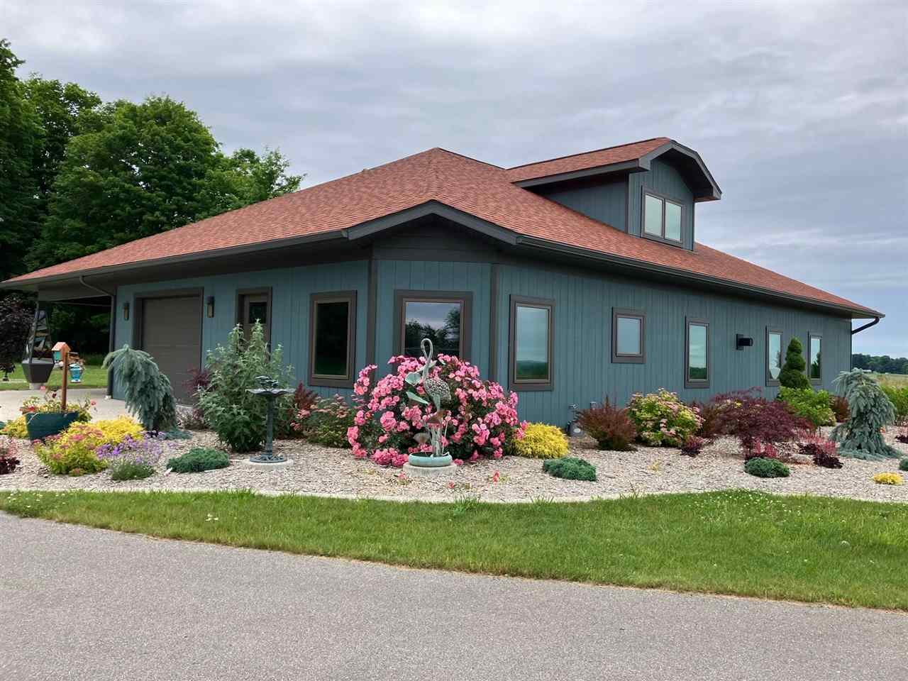 14290 Highland Way Charlevoix MI 49720