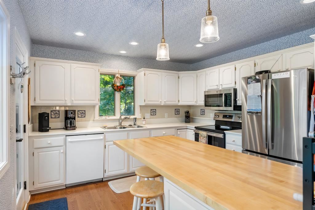 2419 Greenbriar Harbor Springs MI 49740