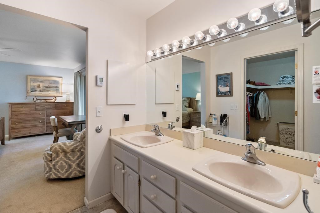 2419 Greenbriar Harbor Springs MI 49740