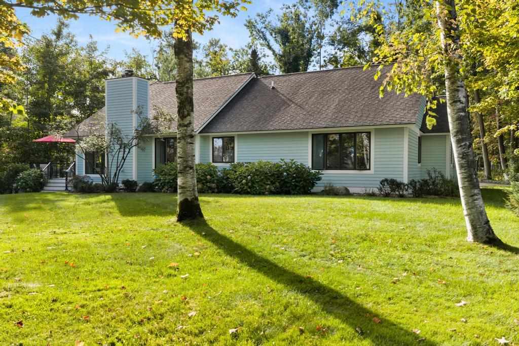 2419 Greenbriar Harbor Springs MI 49740