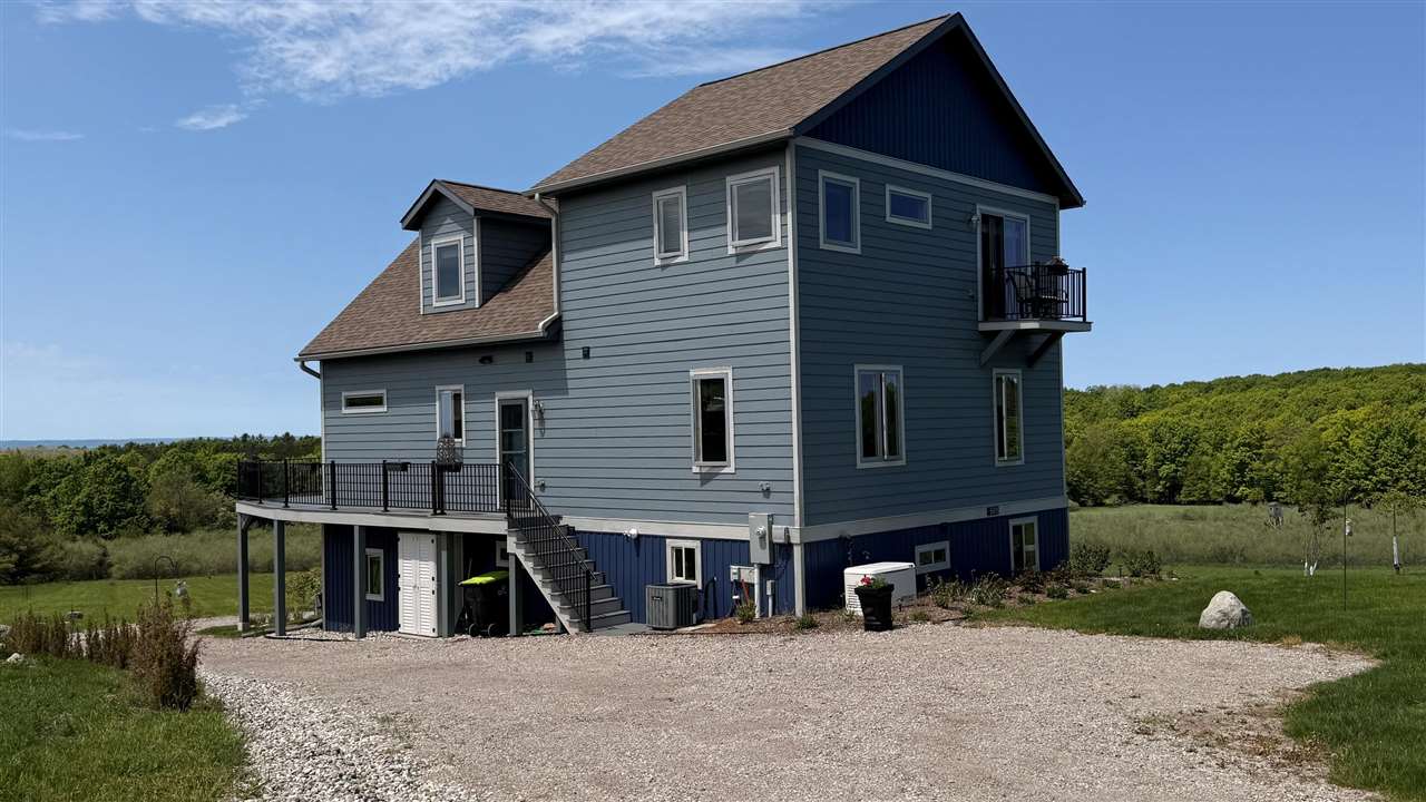 5815 Farrell Road Central Lake MI 49622