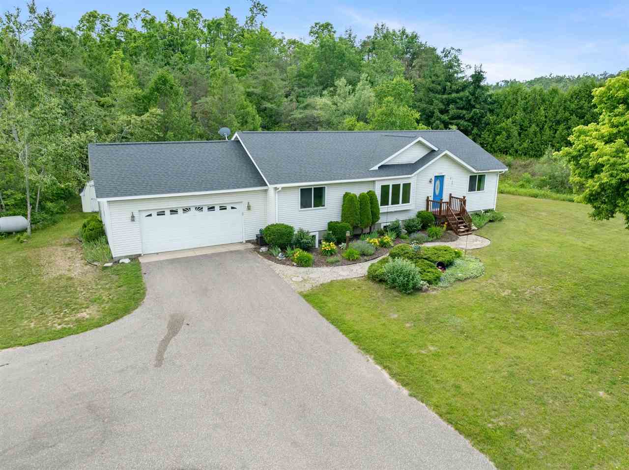 2286 River Road Petoskey MI 49770