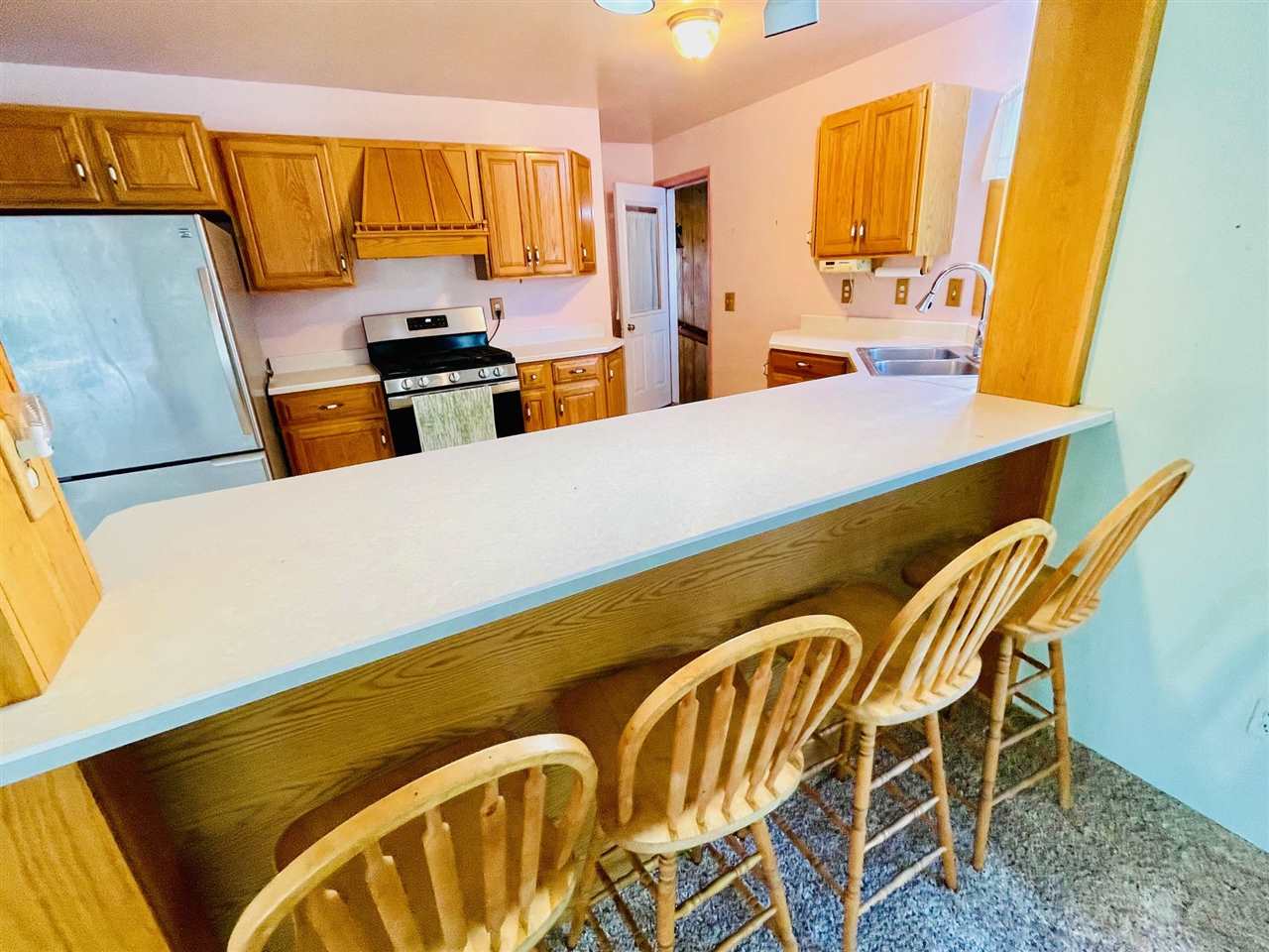2528 Muckle Road Central Lake MI 49622
