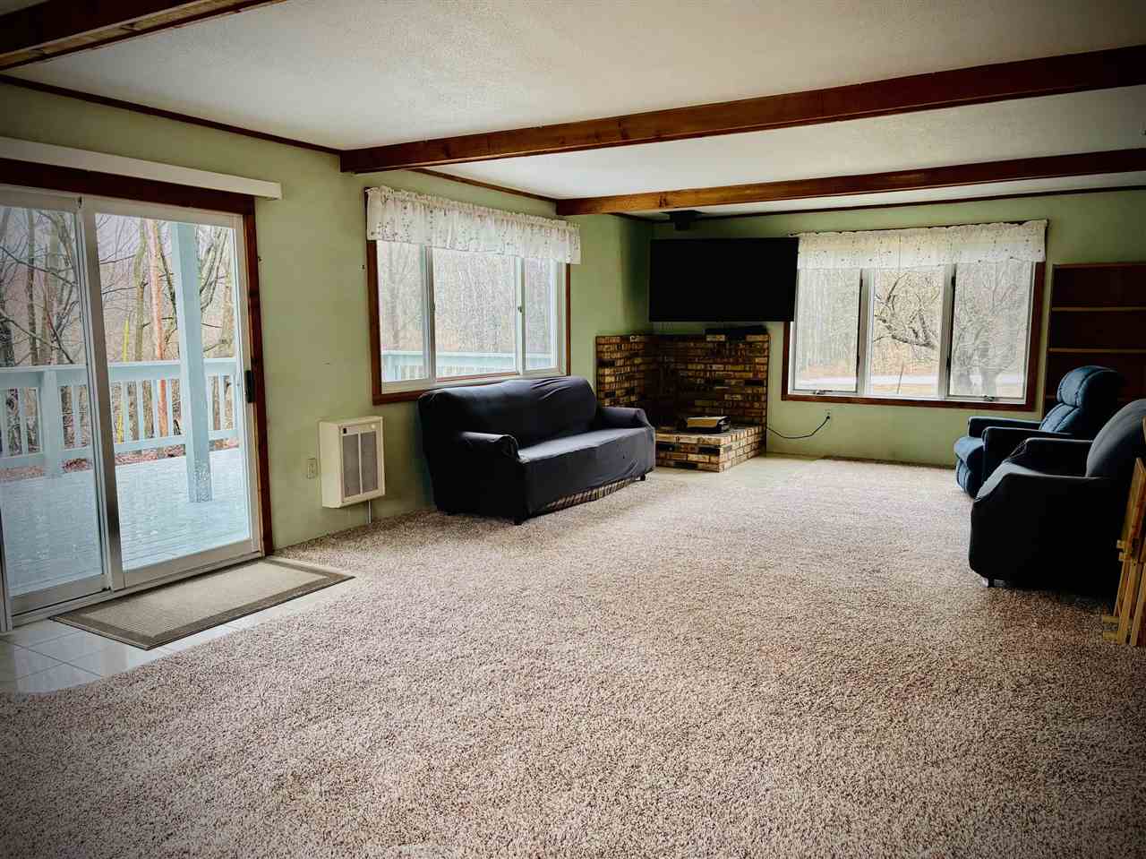 2528 Muckle Road Central Lake MI 49622