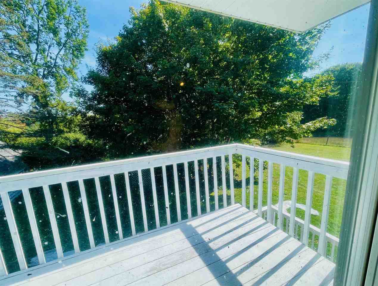 2528 Muckle Road Central Lake MI 49622