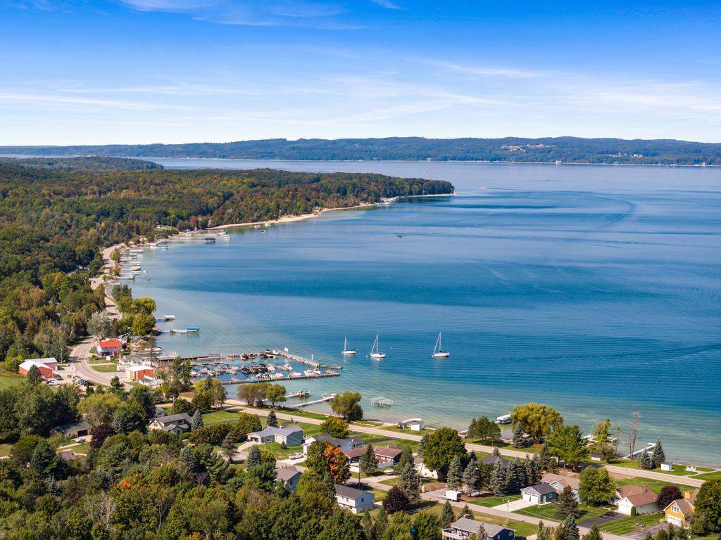 00974 N Advance Road Boyne City MI 49712