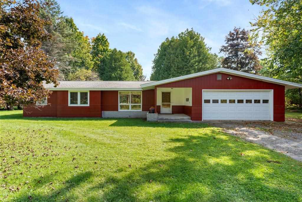 00974 N Advance Road Boyne City MI 49712