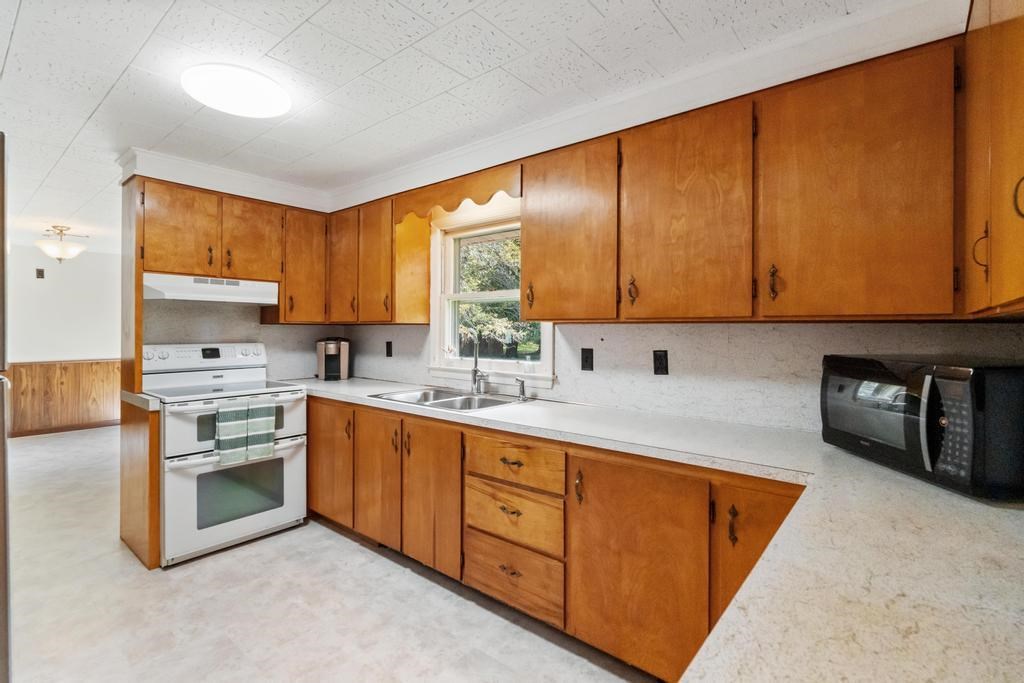 00974 N Advance Road Boyne City MI 49712