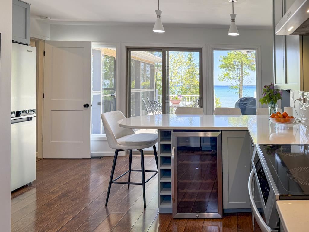 26205 Pine Street Beaver Island MI 40782