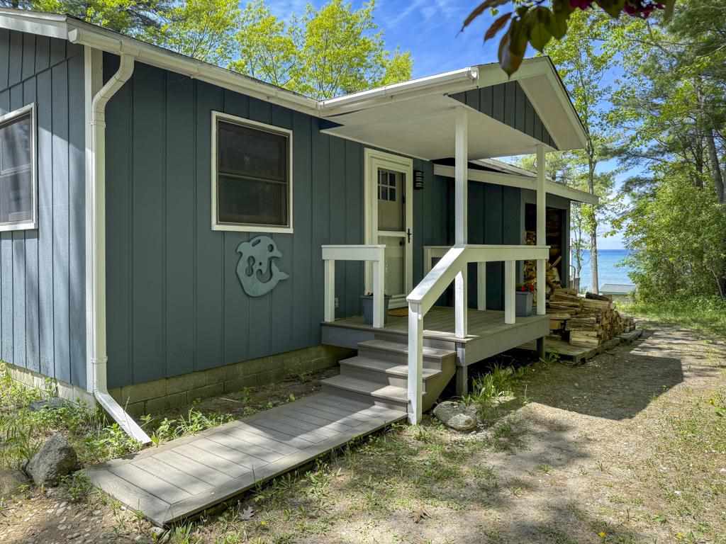 26205 Pine Street Beaver Island MI 40782