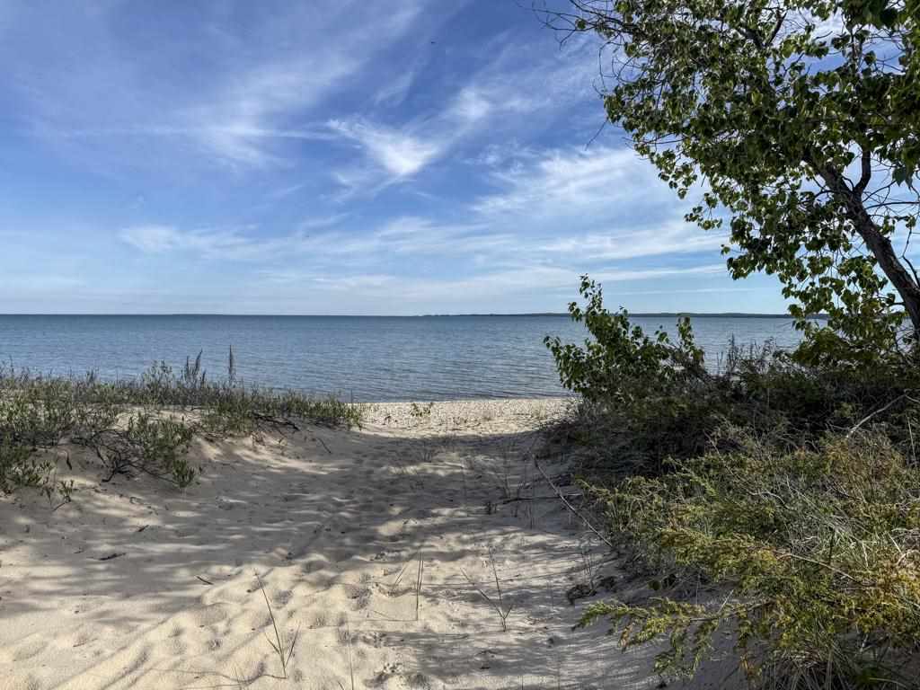26205 Pine Street Beaver Island MI 40782