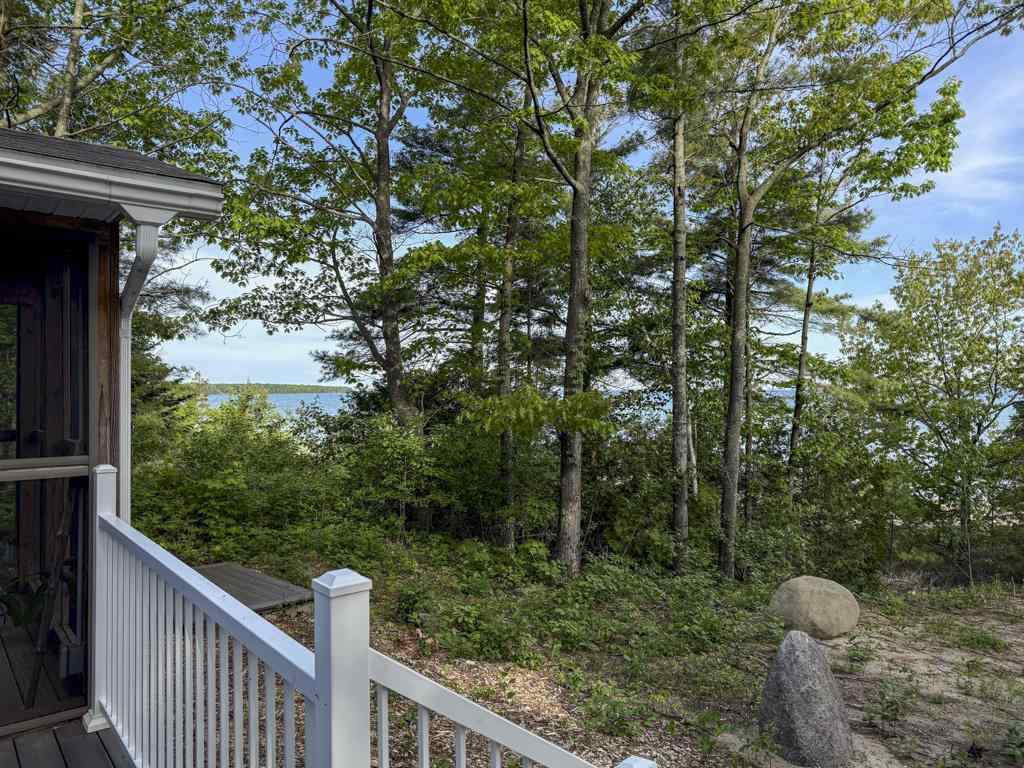 26205 Pine Street Beaver Island MI 40782