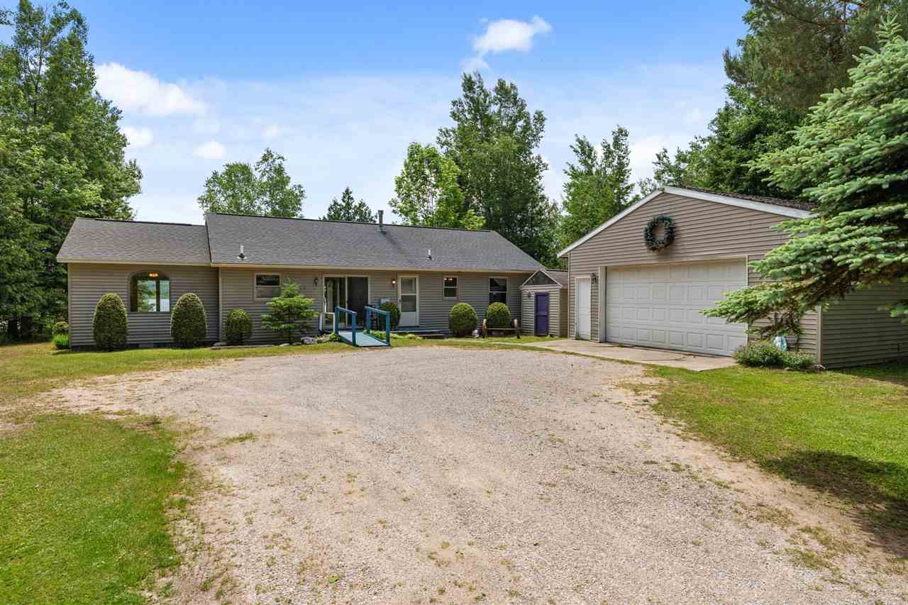 3918 Powell Road Harbor Springs MI 49740
