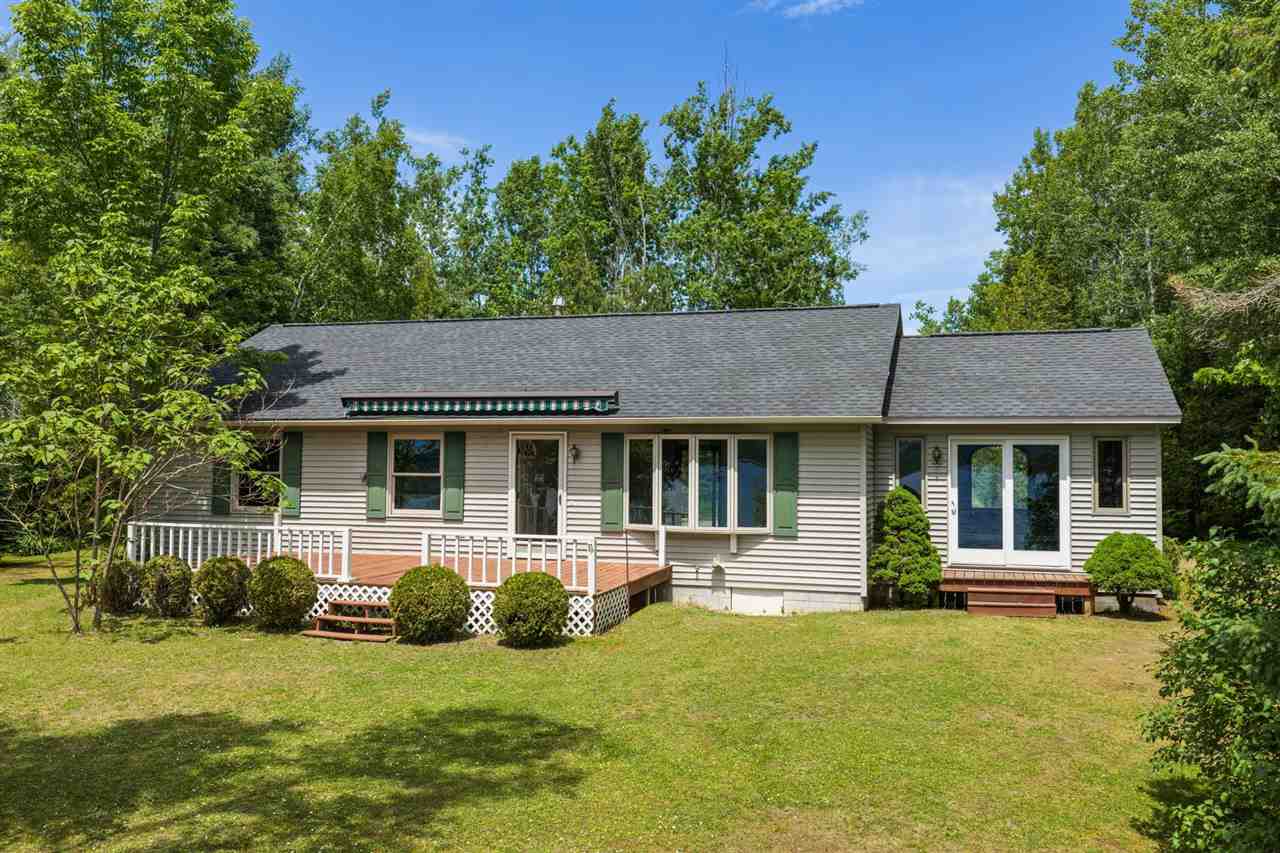 3918 Powell Road Harbor Springs MI 49740