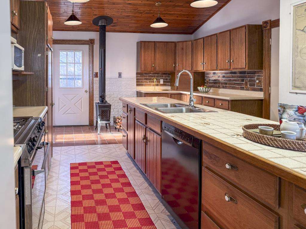 37759 Kings Highway Beaver Island MI 49782