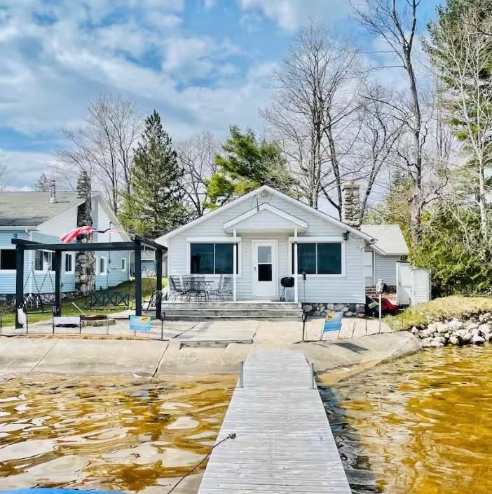 6080 Paradise Trail Carp Lake MI 49718