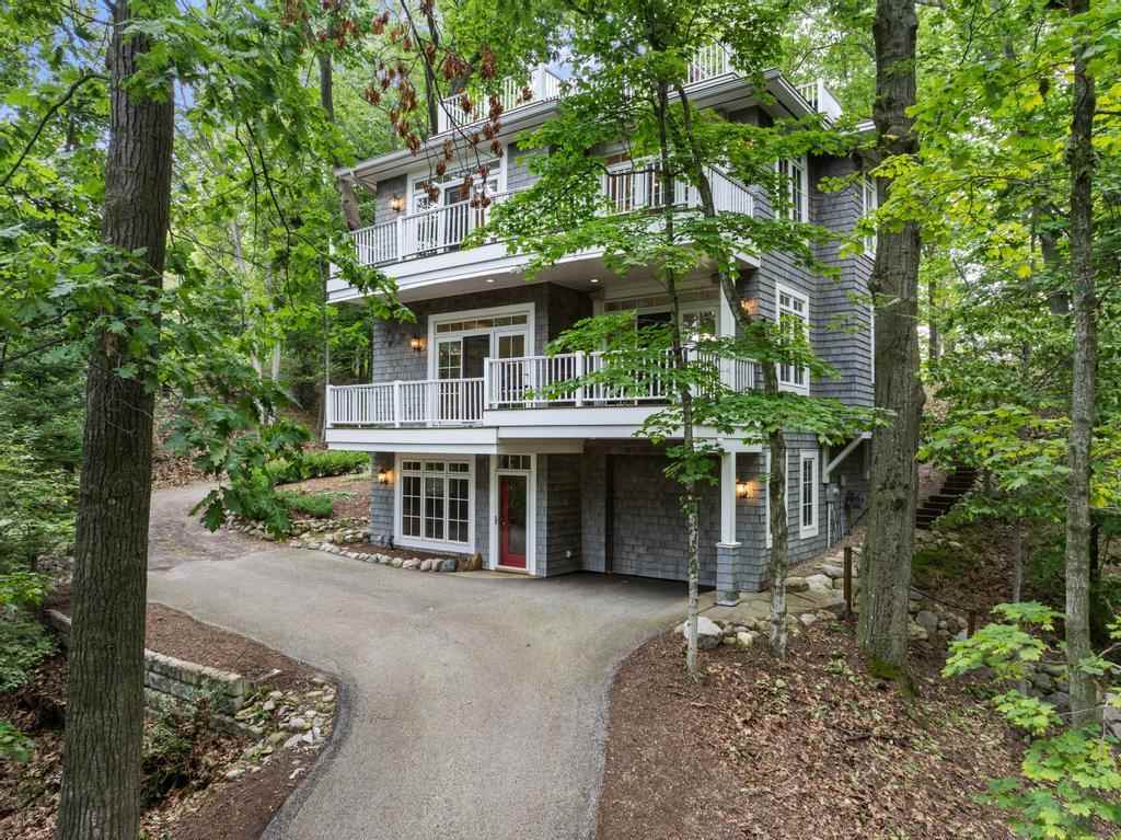 008521 Mount Mcsauba Road Charlevoix MI 49720