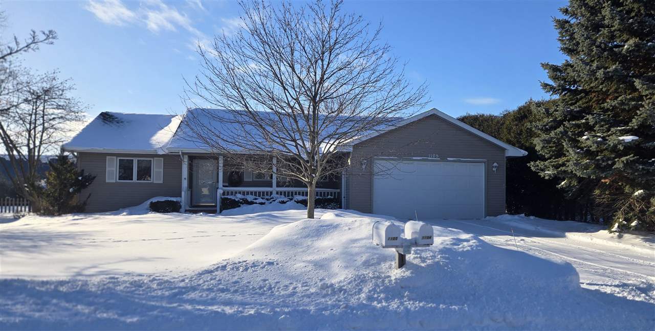 1105 Charlo Charlevoix MI 49720