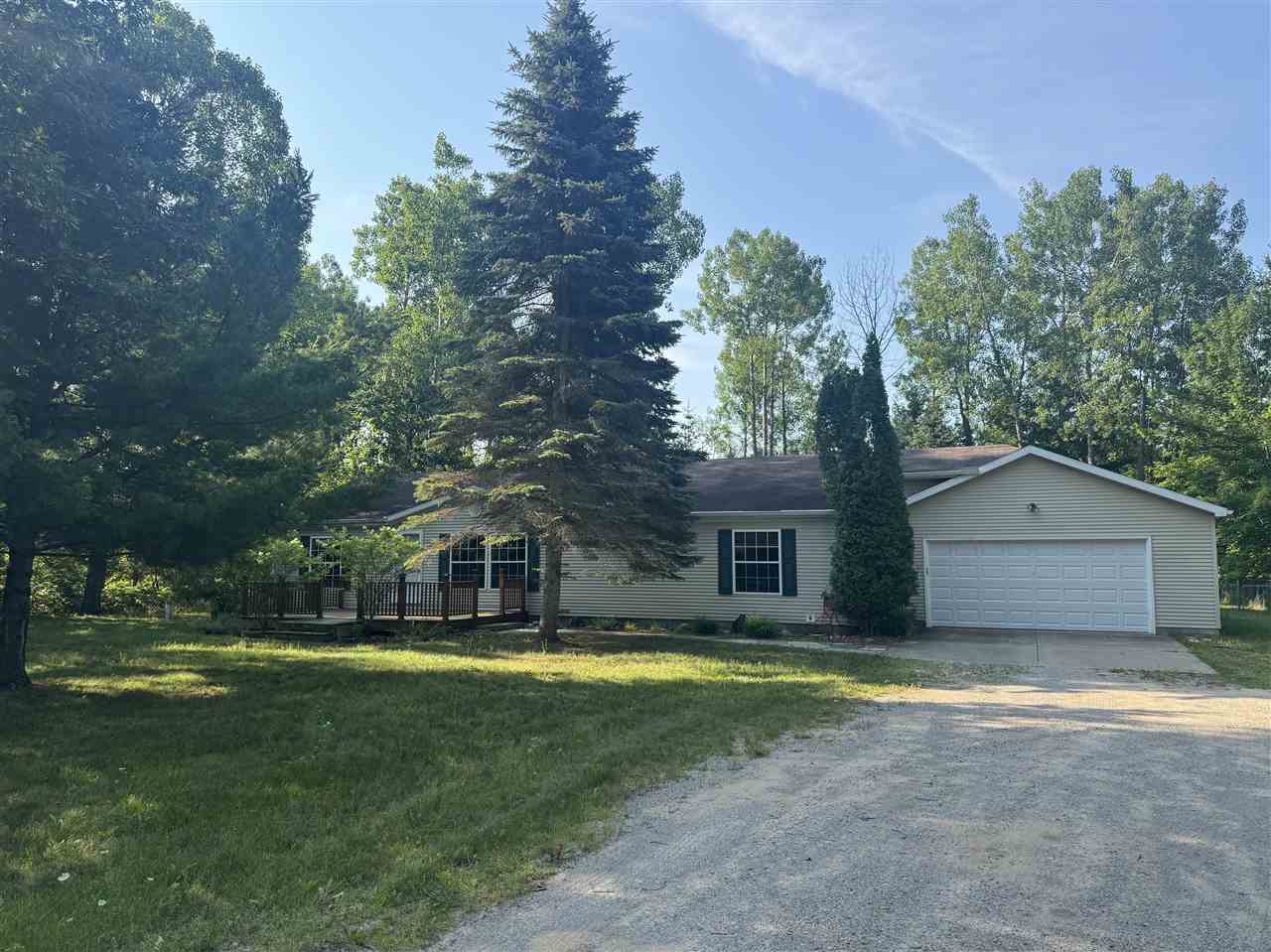 6826 Tremble Trail Pellston MI 49769