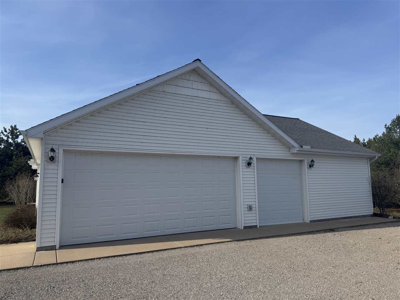 2095 Lakeview Lane Alanson MI 49706