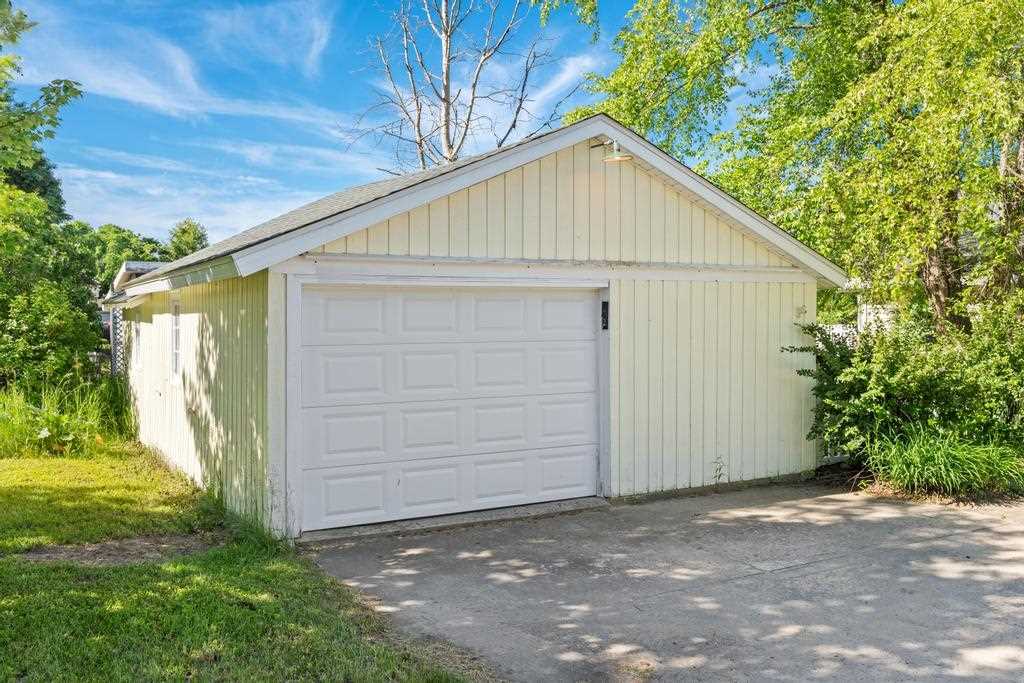 886 N Traverse Street Harbor Springs MI 49740