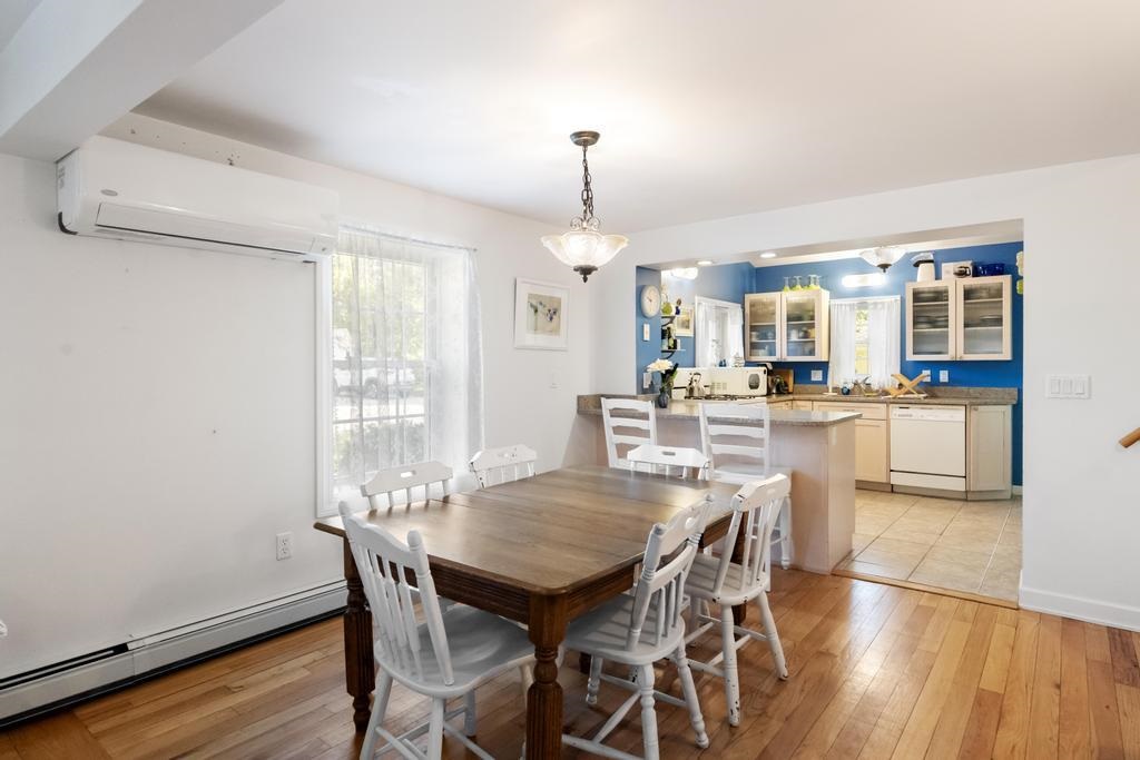 886 N Traverse Street Harbor Springs MI 49740