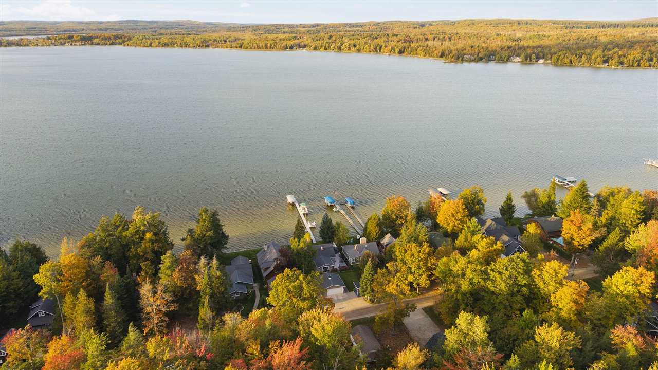 9555 Trail's End Road Petoskey MI 49770