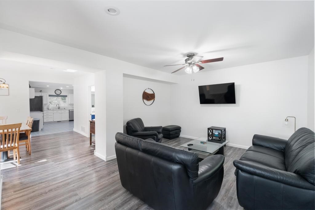112 W Lincoln Street Charlevoix MI 49670