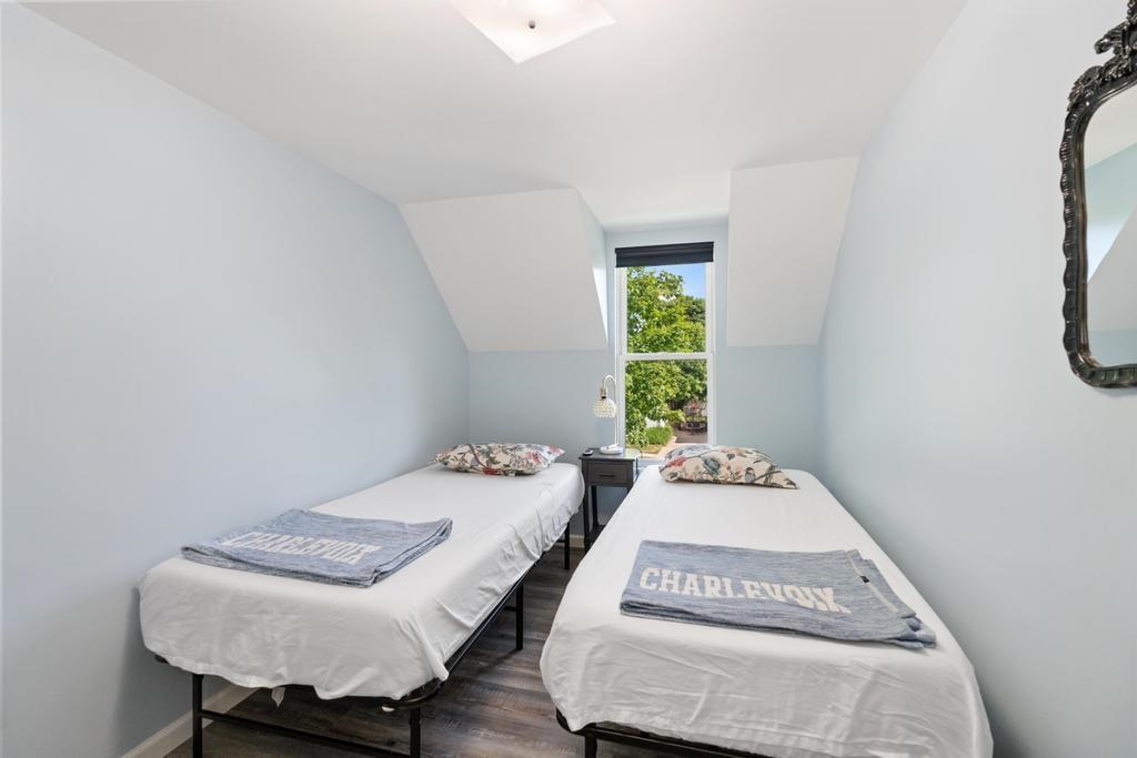 112 W Lincoln Street Charlevoix MI 49670