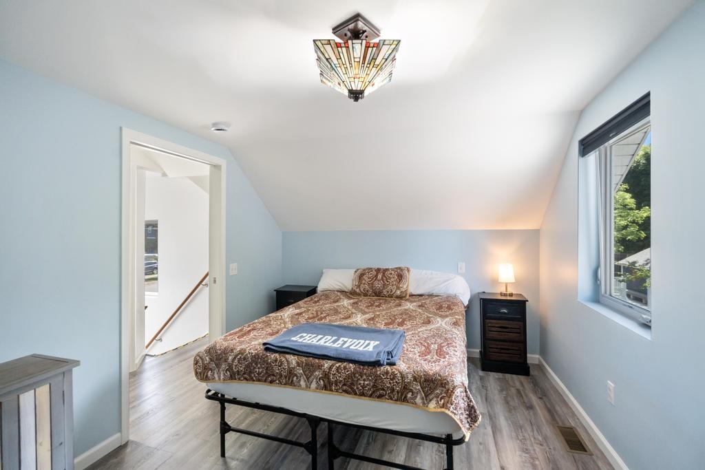 112 W Lincoln Street Charlevoix MI 49670